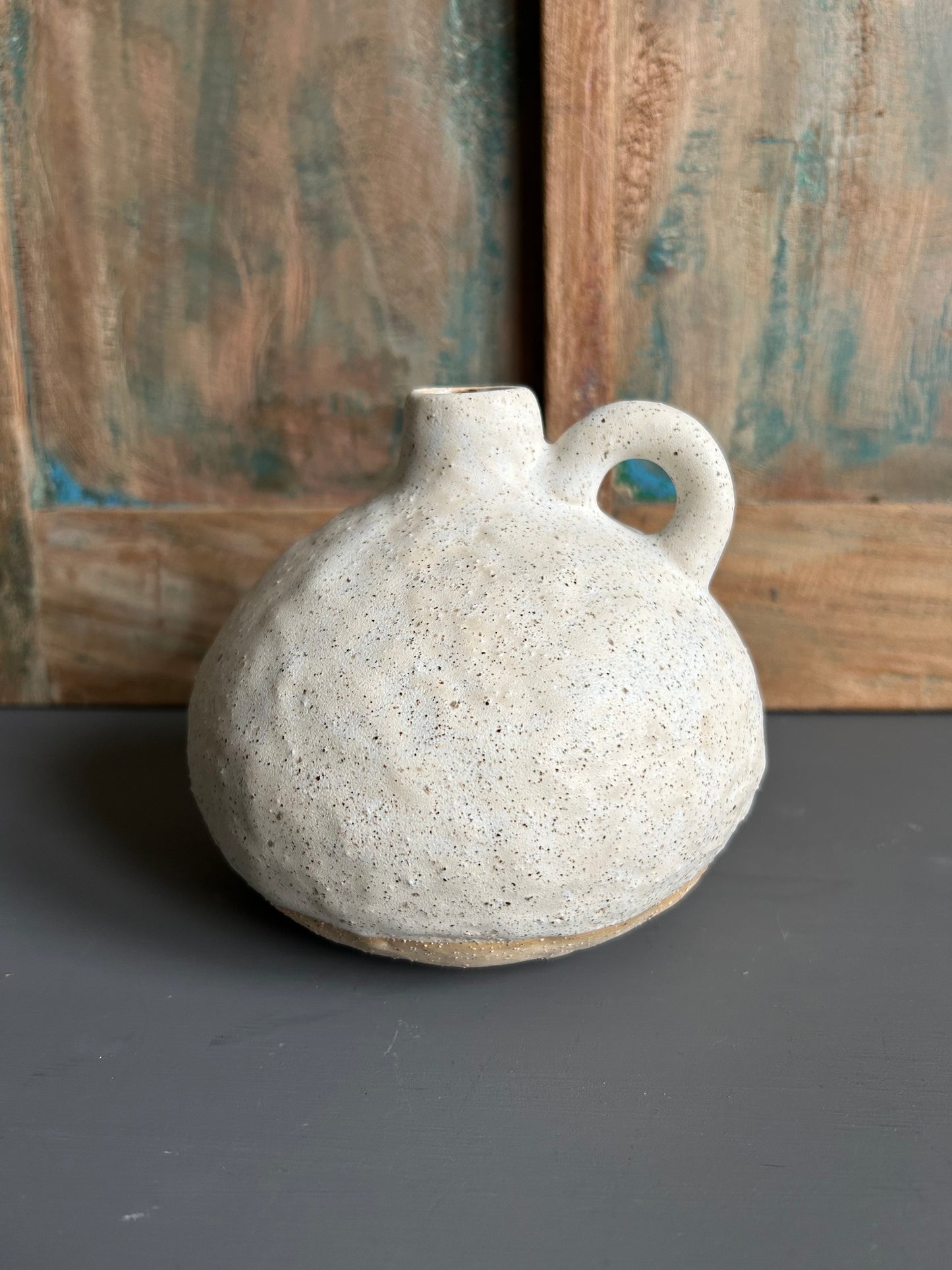 Crème vaasje met oortje