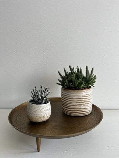 Goudkleurig metalen plateau op pootjes maat L