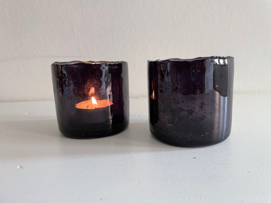 Waxinehouder van zwart glas