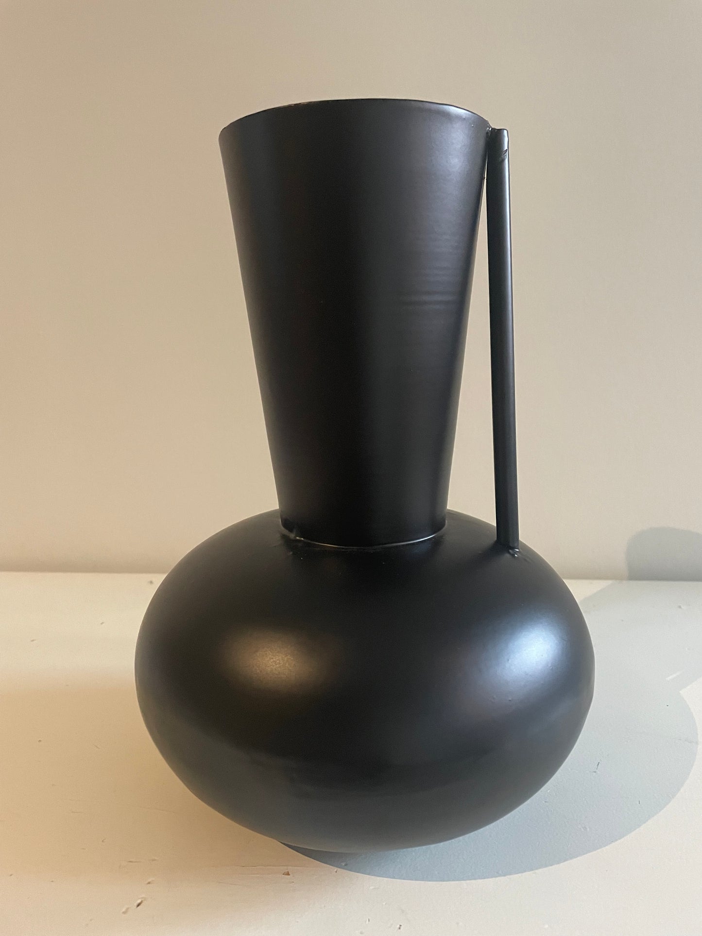 Metalen vaas - Zwart