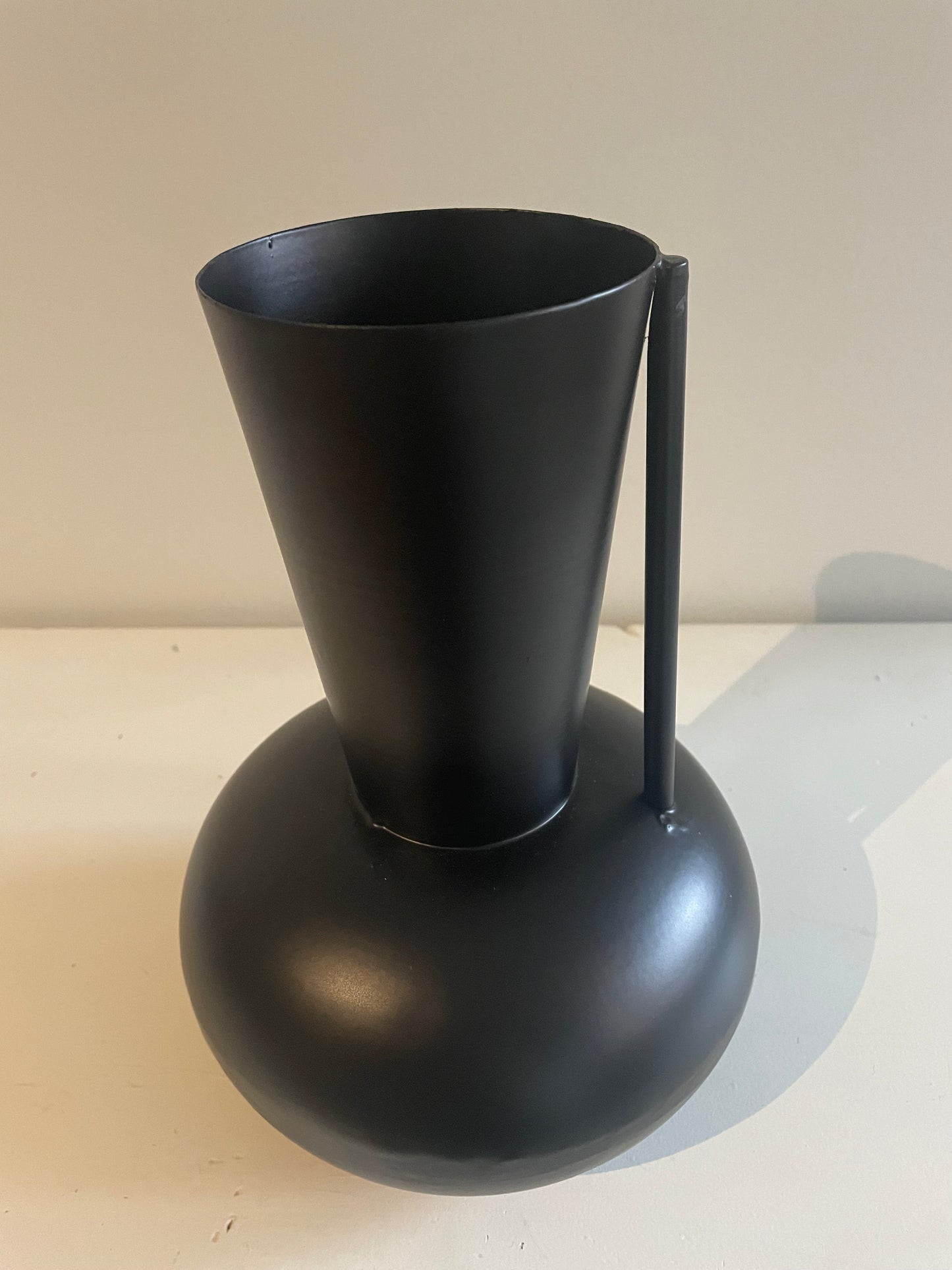 Metalen vaas - Zwart
