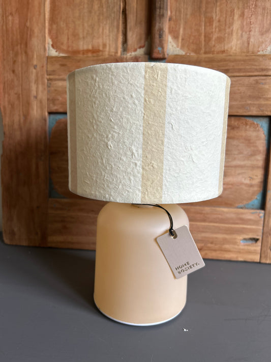 tafellampje werkzaam op batterijen